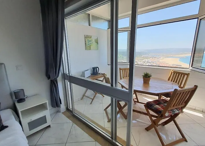 Front Ocean View Apartmán Nazaré