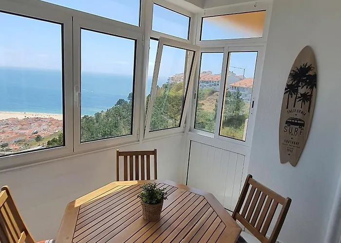 Front Ocean View Apartmán *